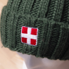 Bonnet pompon fourrure Croix de Savoie